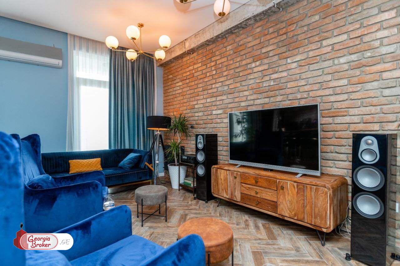 nearly repaired 3-room apartment for sale